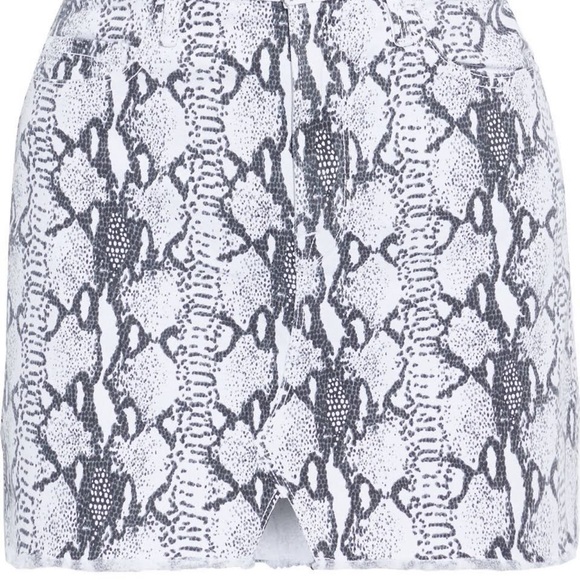 Frame python print skirt - Picture 3 of 9